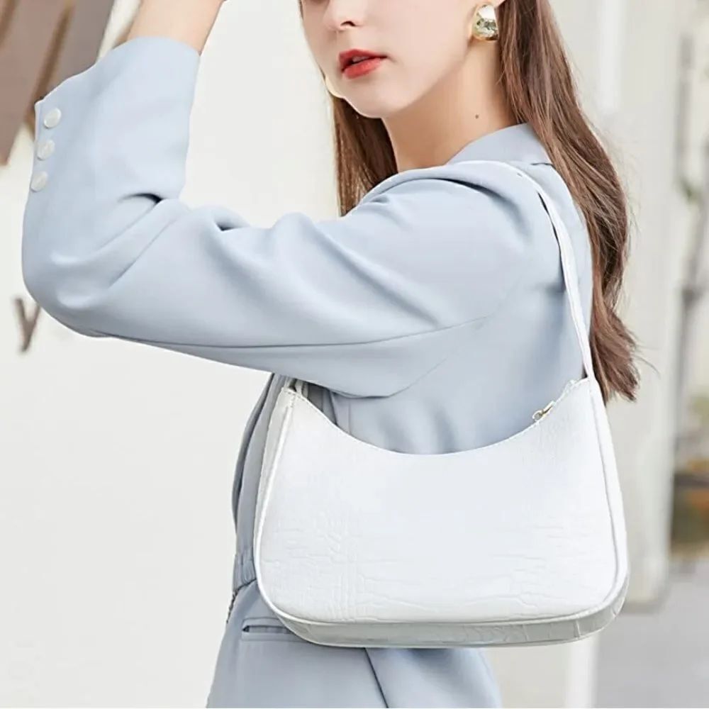 Crocodile Pattern Shoulder Bag 
